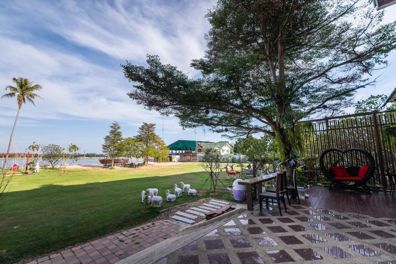Vieng Khong Hotel Mukdahan Esterno foto