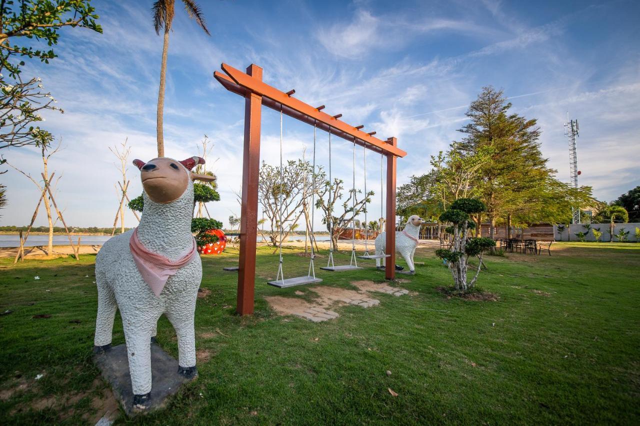 Vieng Khong Hotel Mukdahan Esterno foto